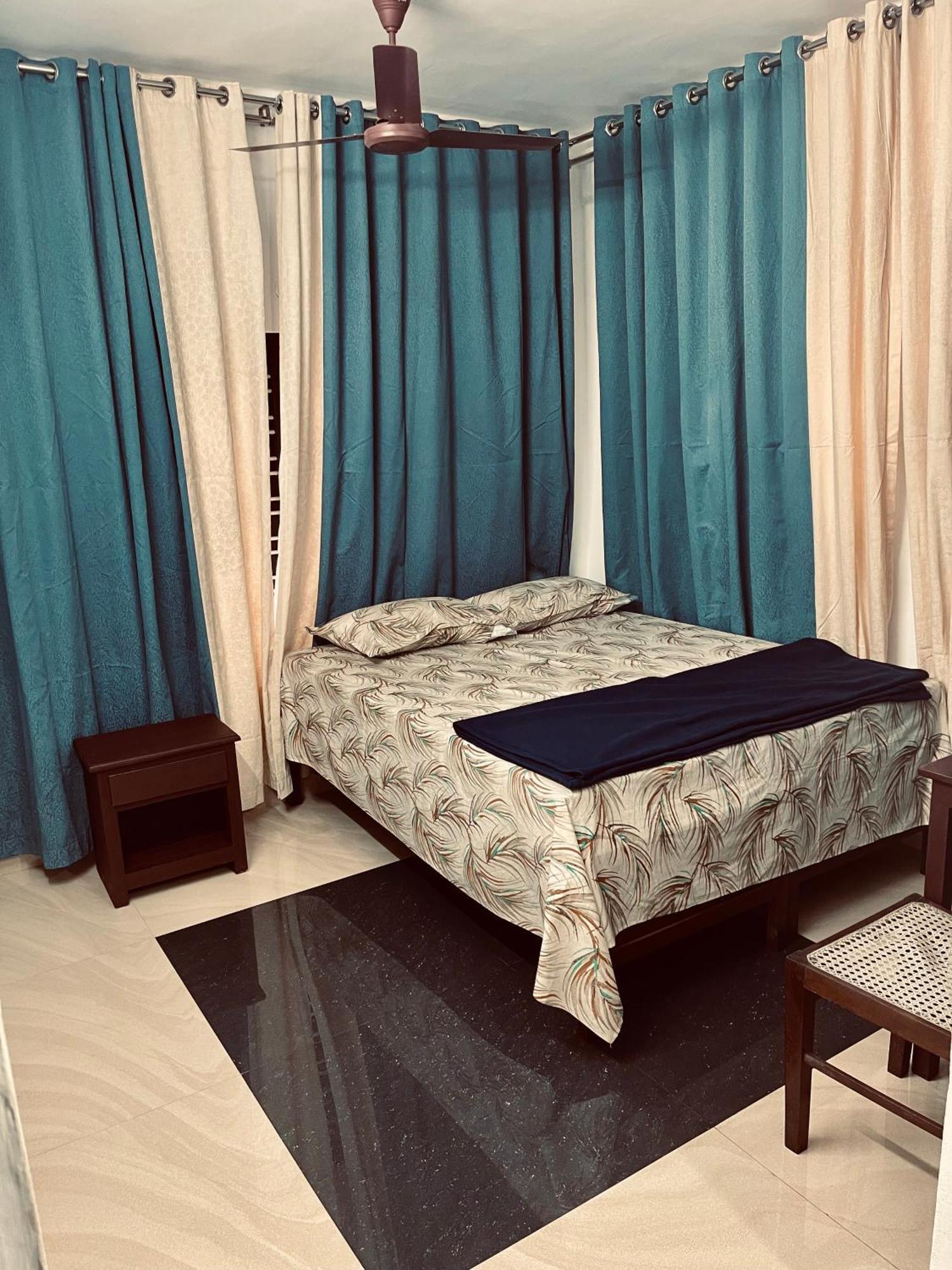Puthookkadans Mareena Lodge Kottayam Bagian luar foto